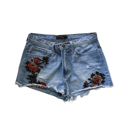 Flying Monkey Rose Embroidered Denim Bootie Shorts - 26 - Picture 2 of 11